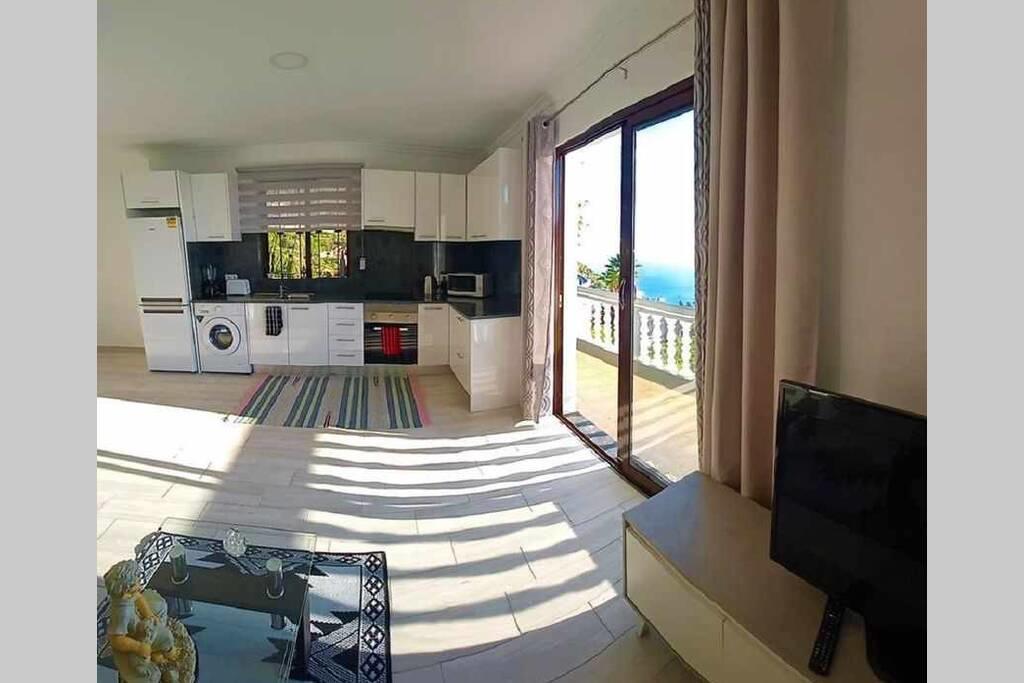 Arcos Grands Suites With Enormous And Private Pool. Arco da Calheta  Exteriér fotografie